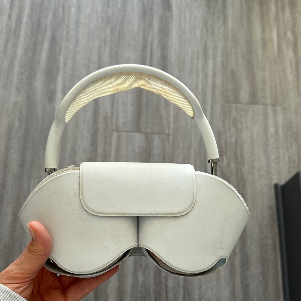 Apple AirPods Max Silver